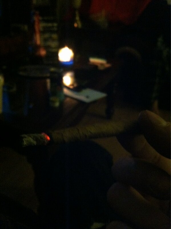 ChroniCommunity's tweet photo. Happy Tuesday! 😚💨✌ http://t.co/PSuXTDlvJB