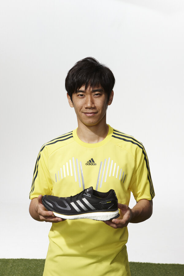 Shinji Kagawa 香川真司 Adidasの最新ランニングシューズ Boost 超柔らかいのに すっごい反発 新感覚です ぜひ一回はいてみてください 動画にも出ていますので チェックよろしくお願いします Http T Co Vox5a5fkql Http T Co Syjxrd23hl