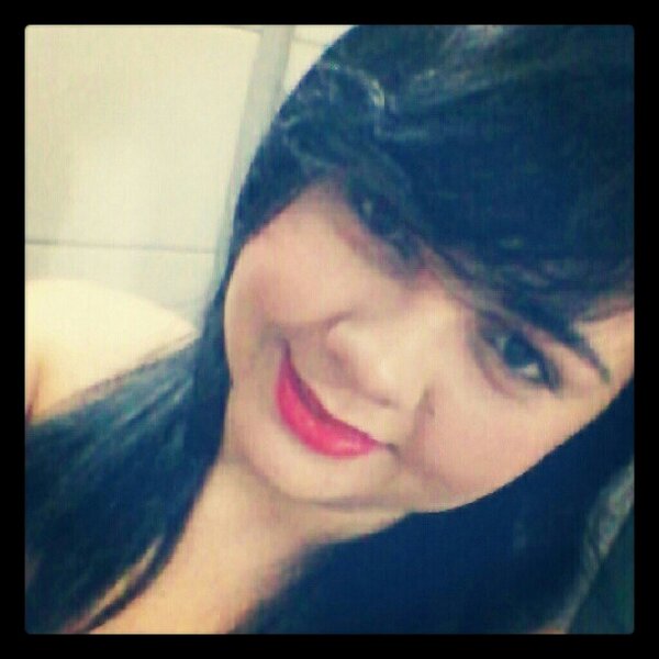 ManuuMedeiros's tweet photo. oi ;] http://t.co/OwTWaWuFXt