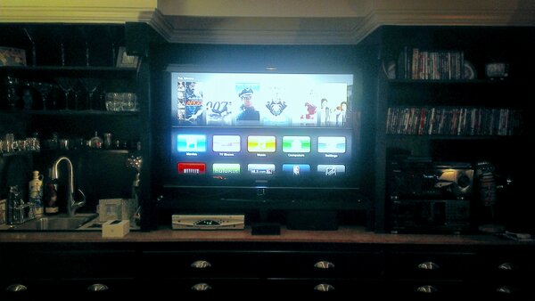 liquidcribb's tweet image. Man, that was super easy. Kicking back to apple tv powered jams in a manner of minutes. #appletvsetup