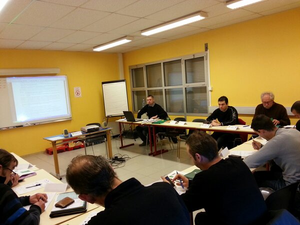 Démarrage d'une action Habilitation Électrique pour personnels électriciens avec Pole-Emploi à Arles. @ afpaistres