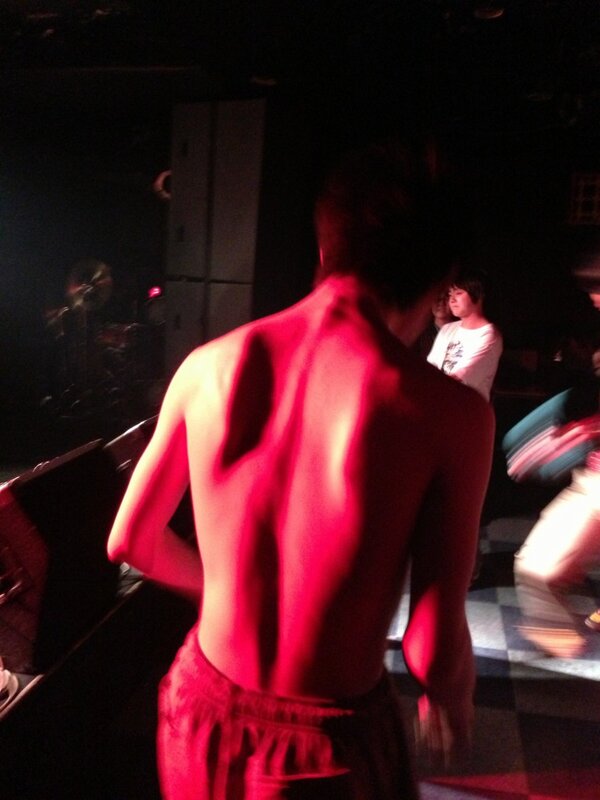 Technoboo's tweet photo. @pencilest のセクシーショット #Technoboo http://t.co/rXxOkZzThE
