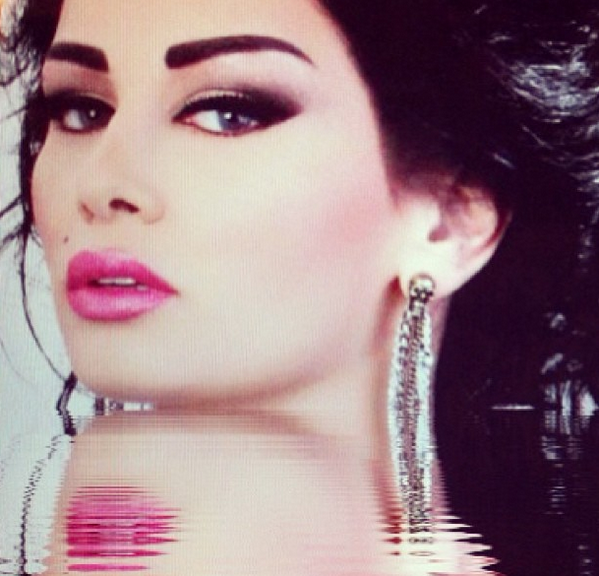 JawanaQueen's tweet photo. الملكة جوانا كريم صورة من إعلان - #Queen #Jwana #Karim http://t.co/Vf6WZ6qSc0