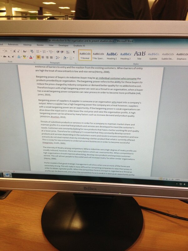 Emilylippiattx's tweet image. Soo sick of this sight #3rdyearproblems
