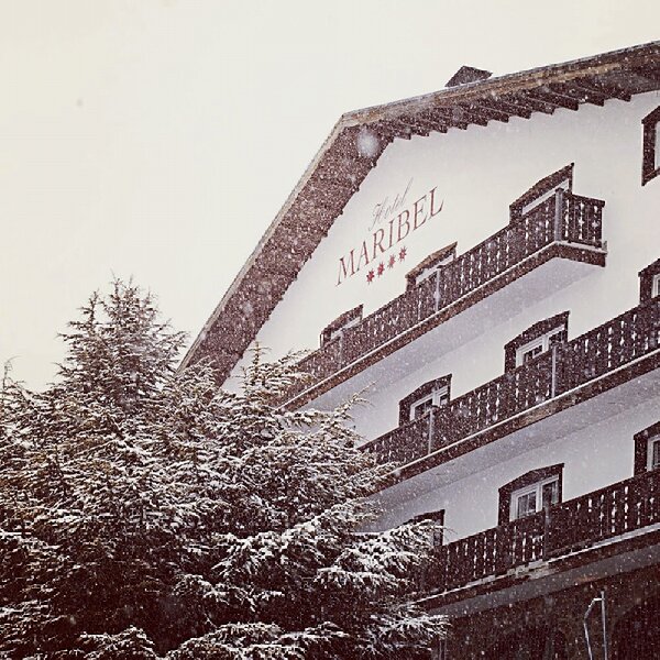 ABenede's tweet photo. Proximamente..las mejores vacaciones del mundoo!!! @theAparisi ❄😍❄ http://t.co/4Ks1kpQTnL