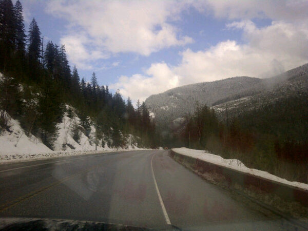 SideroadFarm's tweet photo. Nice day to be driving to Ontario! #migratingeast http://t.co/fpVMhr0zZF