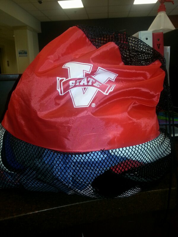 wcjimerson's tweet image. Shout out to @CamiCallinShots for her donation to @MuOmicron1906 Clothing Drive. #FollowHERlead #AlphaWeek13