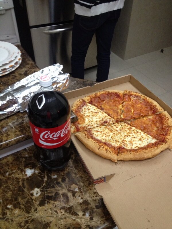 Ya se armo <a href="/fer_ruelas/">Fer Ruelas</a> <a href="/eduardohadad_/">Eduardo Hadad</a> <a href="/patorlas/">patricio ruelas</a>