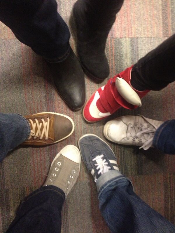 Onze schoenen! Quizvraag welke zijn van mij? #ontbijtnieuws