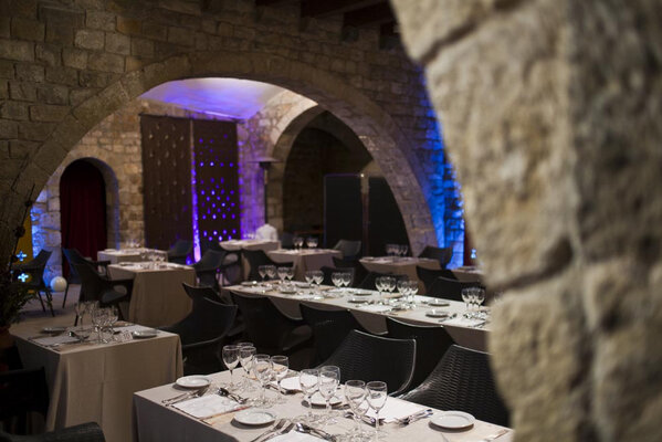 Nou menú i xerrades a "Nits d’Història i Llegenda" al Palau Requesens de BCN palaurequesens.cat #Cuina #Bellesa