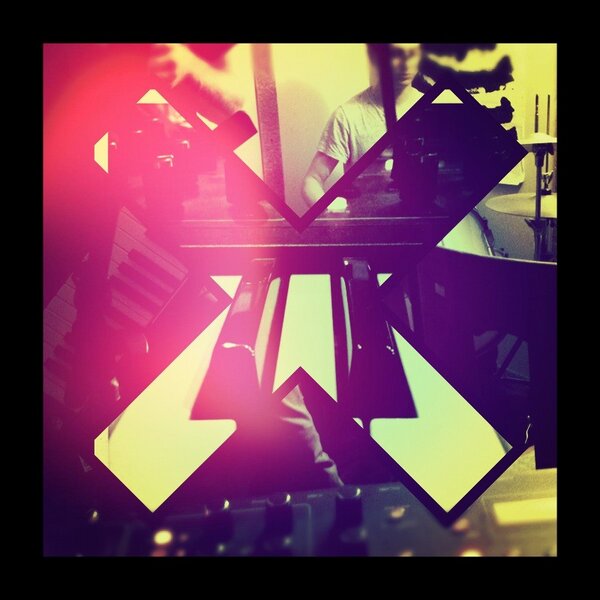 minibearbeats's tweet image. @minibearbeats: Jahmin with mini bear buddies💓 #minibear #Synth #prophet8 #jamsesh