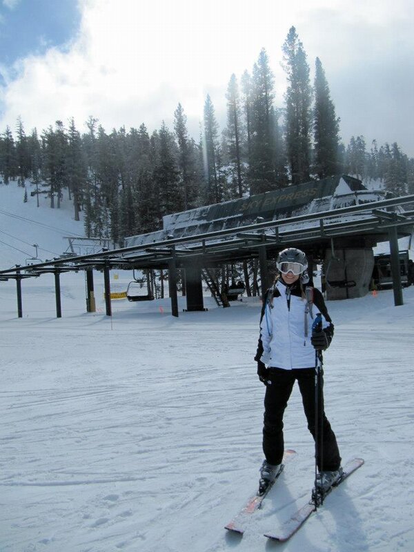 TheNorthFaceIt's tweet photo. Love this #NorthFace Jacket! Keeps me so warm on the #Slopes! http://t.co/DN3D3YyZZu