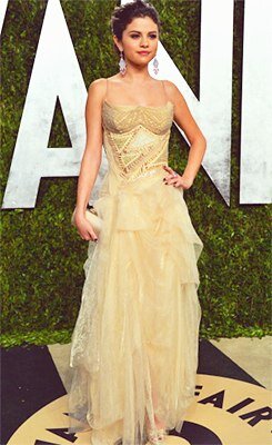 ComWrite's tweet image. Наша любимая Селеночка