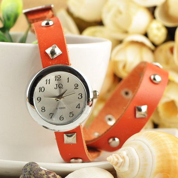 WatchHandmade's tweet image. Women / Men Handmade Watch Punk Style Genuine Leather Bracelet etsy.com/listing/124503…