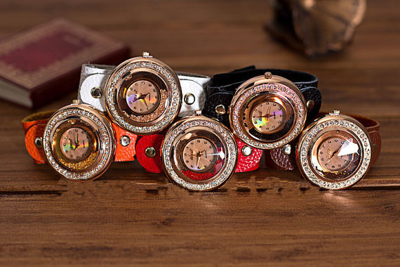 WatchHandmade's tweet image. Women Fashion Watch Leather Bracelet etsy.com/listing/124563…