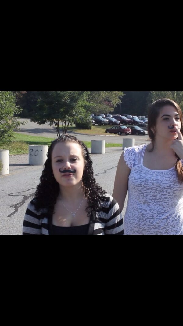 BrittKneeez's tweet image. @bcuzzi_xo hahaa talk about throw back thursday #tvclass #MustacheForDays