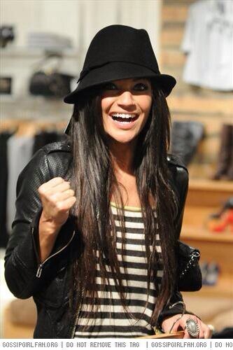 RealJessS's tweet image. 👊