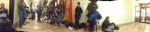 tweetsas's tweet image. “@lndaley: FYI @ChristineMStone rt @bobmayo Mayors office stakeout , 5:19 panorama #stepdahn http://t.co/3h3BjHwu2i”