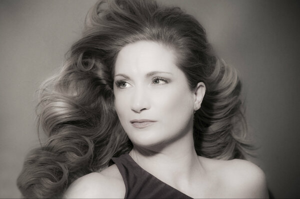 StepOutAnderson's tweet photo. Coming this summer... Modeling and Personal Development classes! See our FB for more details! http://t.co/UoZx0BOdTr http://t.co/pnZM8R6QvI