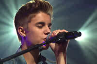 __justbelle's tweet photo. Happy 19th Birthday Justin. Thanks for being an amazing role model. Enjoy your special day we love you http://t.co/akxZORg7re
