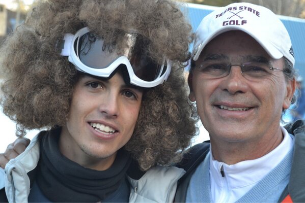 LuisplaLuis's tweet photo. Juan Ca  buena foto en Vail  pintala Roja y negra jajaja http://t.co/faPJscUIOV
