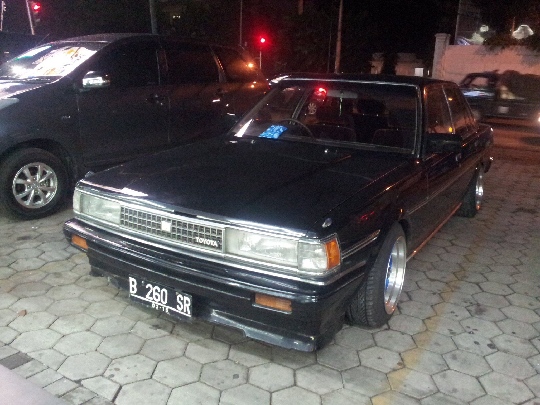 Jual Toyota Cressida Mulus Hitam 1988