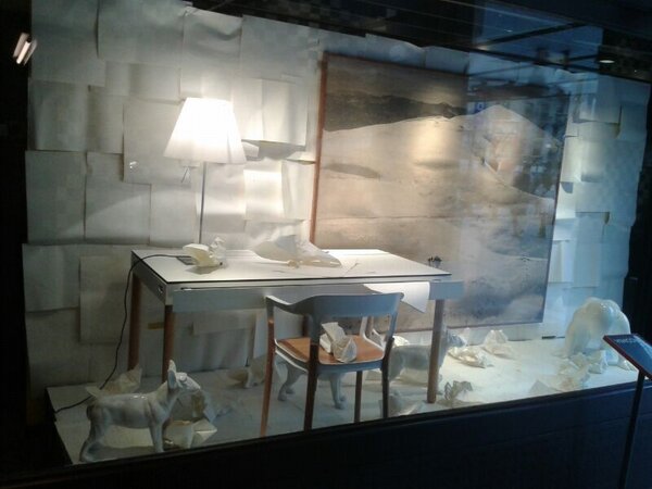 FAMOasociacion's tweet image. RT @avp_imasoto: Acercate por vincon en Barcelona y  dinos como ves nuestra mesa te gusta?  #traycollection #design