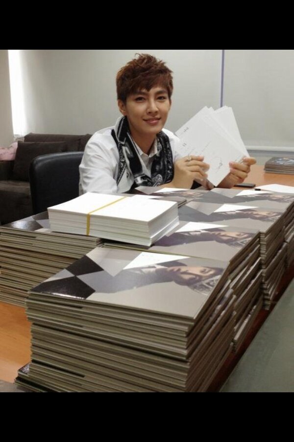 yan_yalun's tweet photo. 加油哦！亚纶Y(^_^)Y http://t.co/GYQ1QYtNZv