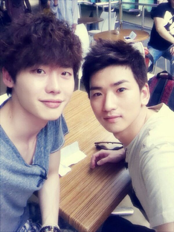 890914_S's tweet photo. 맛있는거 많이먹고 좋은거 많이보고 돌아오기~"@____JJONG: 남자1호와 남자2호는 여전히 여행중이다 여유로움이 흘러넘치고 아름다운 풍경이 끝없이 펼쳐진 케언즈여행!! -호주 우정촌에서- http://t.co/SCEZv4bSyc"