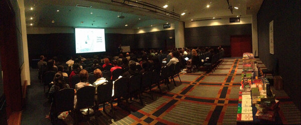 LenguasModernas's tweet photo. Gracias a todos los profesores de francés que nos acompañarón en la presentación! http://t.co/O2ityj3mS0