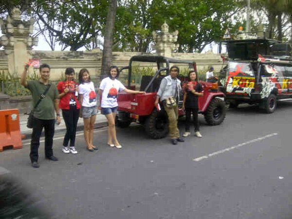 City Ride with @KutaFM catch our sexy officer #RaveParty2013 #RedCarpetParty2013