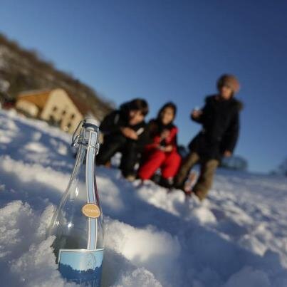 ElixiaLimonade's tweet photo. Elixia aux sports d'hiver ça donne ça... #ski #limonade #Jura http://t.co/DI2RT0GiAr