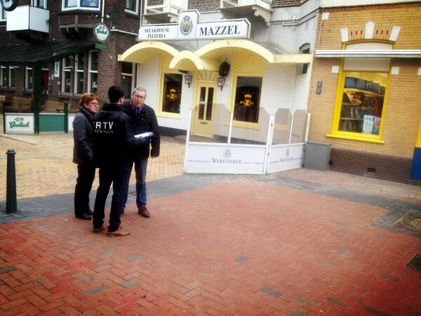 IRTVGroningen's tweet photo. Vandaag staan we in #Leek en #Zuidhorn http://t.co/9phtU4PMPx