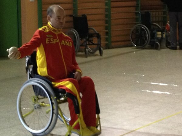 ceipjavier's tweet photo. Un invitado de lujo en nuestro centro: el deportista paralímpico Chema Dueso nos contó su experiencia. http://t.co/fnRVD4LT7x