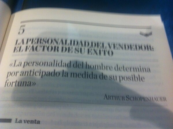 gunsalet's tweet photo. #destino #lecturaenaeropuerto #venta #vendiendoseentiendelagente http://t.co/Neghc8CIOm