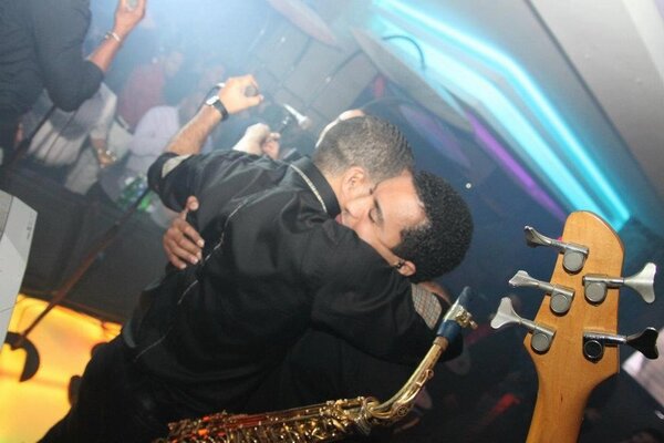 Darimambo01's tweet photo. Feliz cumpleaños mi hermano y compañero Joselito Trinidad ! Para Andy Ranch esta noche y a beberrrrr !!!! http://t.co/7MF3EWgvfl