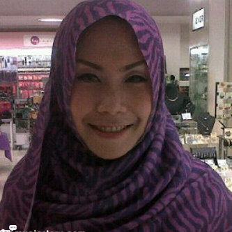 tata_binall's tweet photo. Cantik ga yah Q klo kaya gini.. :) http://t.co/9cZOhcl5vk
