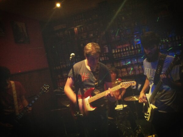 merycury's tweet image. Qué guapos os ponéis todos cuando hacéis música #autopull #real #readybitchez