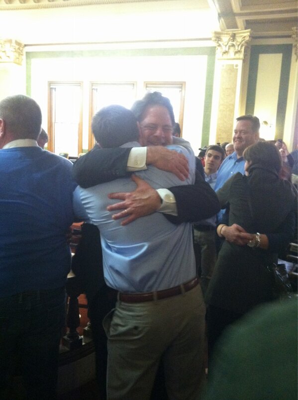 RobinODay's tweet photo. Paoli &amp; Johnson embrace over MOT GUILTY verdict. http://t.co/s9OYb74lwu