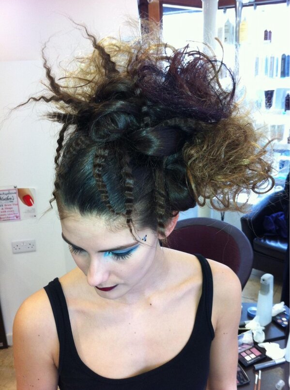 Photo shoot model
Like our page to see new pics as they come
Acutabove Hair Salon
facebook.com/pages/Acutabov…
Please RT