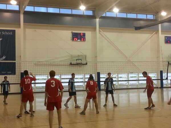 BGSVolleyball's tweet photo. BGS 11Bs closing out set 1 http://t.co/8WkOIMno8s
