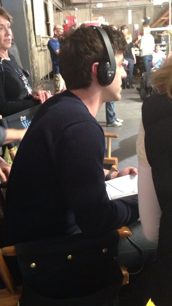 TMPWritersRoom's tweet photo. Look, @bjnovak is back directing! http://t.co/U4sFH5edqB