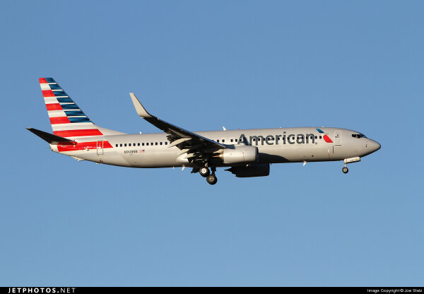 Buen fin de semana para todos... inicio el día de hoy mostrando el nuevo esquema de American Airlines, espectacular..
