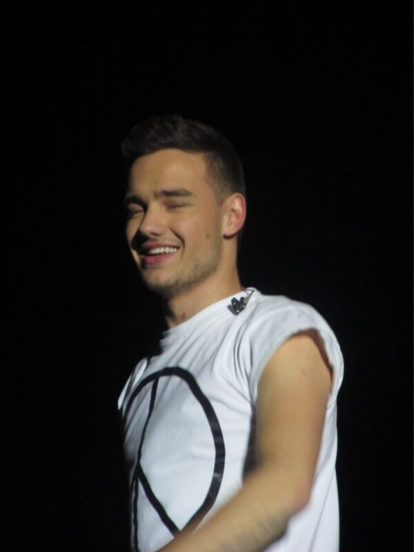 [TMH tour 2013] Photos - Page 2 BEWXoNDCUAIuh2v