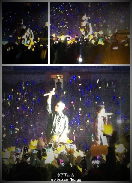 [2/3/13][Pho] BIGBANG biểu diễn tại Samsung Blue Day Festival ở Nam Kinh, TQ BEWkxfNCIAAWz1x