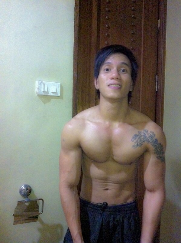 ariestonn's tweet photo. Bat kaya walang nagkakagusto sakin. Hehe http://t.co/JFvHc98a8r
