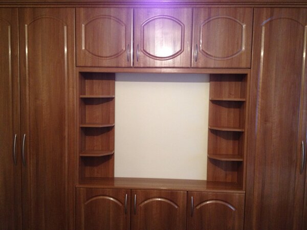 wearecbd's tweet photo. Currently finishing a Dark Walnut Gloss wardrobe. #design #bedroom #fitted http://t.co/EAB65kQBd1