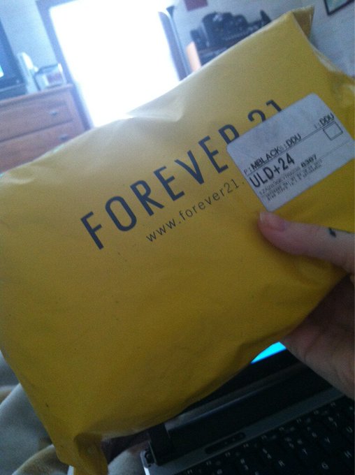 HAH! It came ;) http://t.co/Uc57WOp5rQ<a href="/tag/waaf"class="tags"><span>#waaf</span></a>