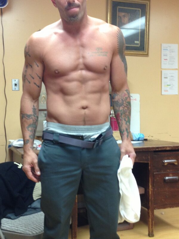 Johnny Messner Body