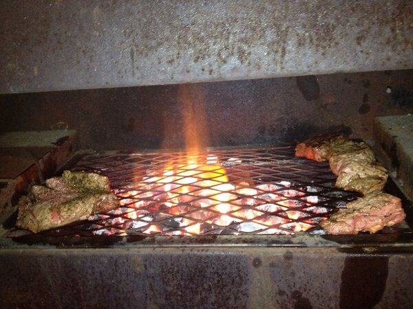 MisterJacques's tweet image. .@braaiboy #fireone fillet 100% Pure Karan Beef No Donkey for us.